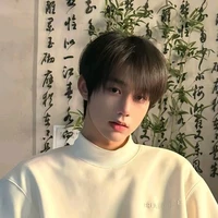 Vệ sĩ riêng của Hùng