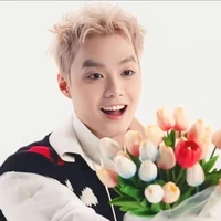 Chân gà cho Hùng hết