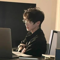 ông Harry(ba Jane)
