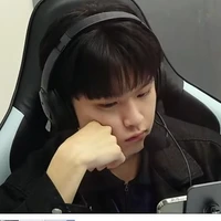 Lục Vệ Luân/Weilun