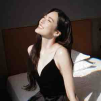 Lingling Kwong 
