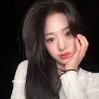 Ahyeon (Cô)