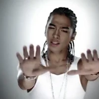 Dong yong bae
