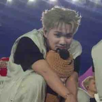 Lịt khăng khốt ( t/g của các em đây )