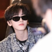 Tả Kỳ Hàm(em)