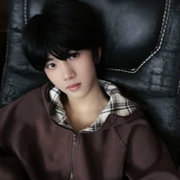 Trương Hàm Thụy(ẻm)