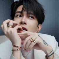 Bùi Anh Tú ( hiệu trưởng )