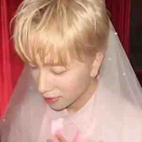 Mẹ cậu