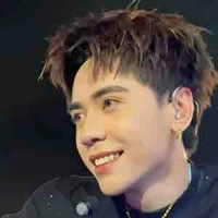 Quang Hùng