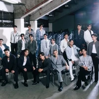 tất cả mọi người