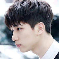 Hồ Viết Long( bạn nữ 9)