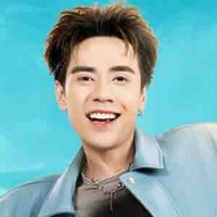 Quang Hùng