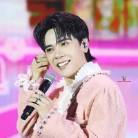 quảng hùng messenger