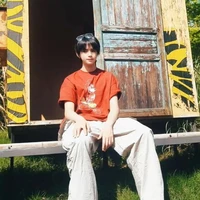 Vương Lỗ Kiệt_gã