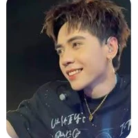 Quang Hùng 