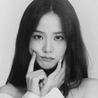 jisoo (soo)