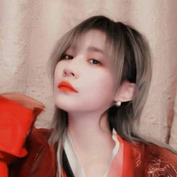 Trần Kha/cô