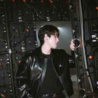 Heng ( Bạn thân cô )