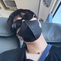 Tác giả lười biếng 😞