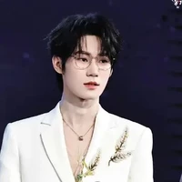 Trương Chân Nguyên/em