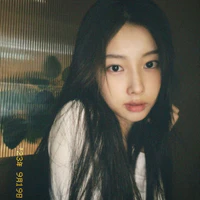Kang Hyewon