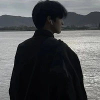 Vương Duy Phong-ba cô và nàng