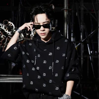 Lê Quang Vinh-em nuôi của Phone