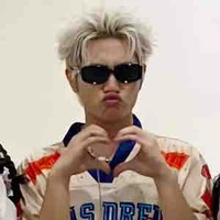 Hoàng Đức Duy ( bông )