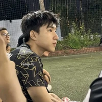 Trần Minh Hiếu(anh trai Q.anh)