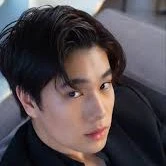 Phuwin tangsakyuen