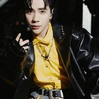 quang hùng