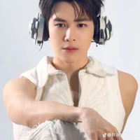 Bùi Anh Tú<atus>
