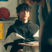 Lee Hyun Woo 