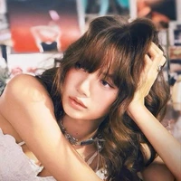 Lalisa Manobal ( nàng )
