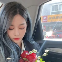 Vương Dịch_ nàng