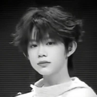 Trần Dịch Hằng_ bé