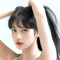 Lalisa Manoban ( Lisa)