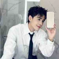 quang hùng