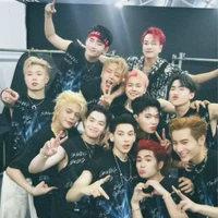 mọi người *trừ ai thì tùy*