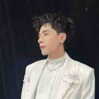 Quang Hùng