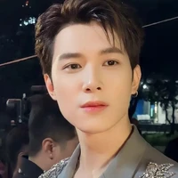 Anh tú