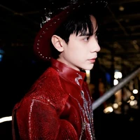 Lê Quang Hùng-Tổng tài