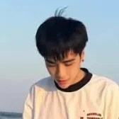 Lê Quang Hùng( Em)