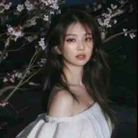  ᴊᴇɴɴɪᴇ ᴋɪᴍ [em họ cô]