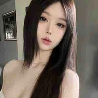 Ái Hoàng Kim Châu 