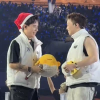 All (trừ ai cần trừ)