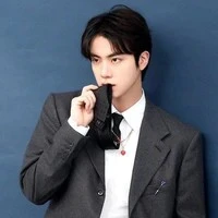 Kim Seokjin_/mama cô/