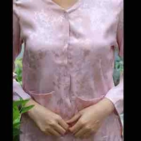 Bà tư ( Phương Nhi )