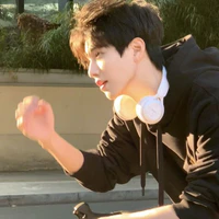Khánh Nhân Mã | 18 tuổi