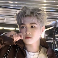 Hoàng Đức Duy( Captain)